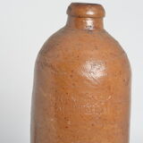 Bouteille en grès beige