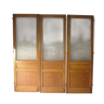 Separation of 3 engraved glass doors