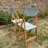2 folding chairs in vintage beech 1950