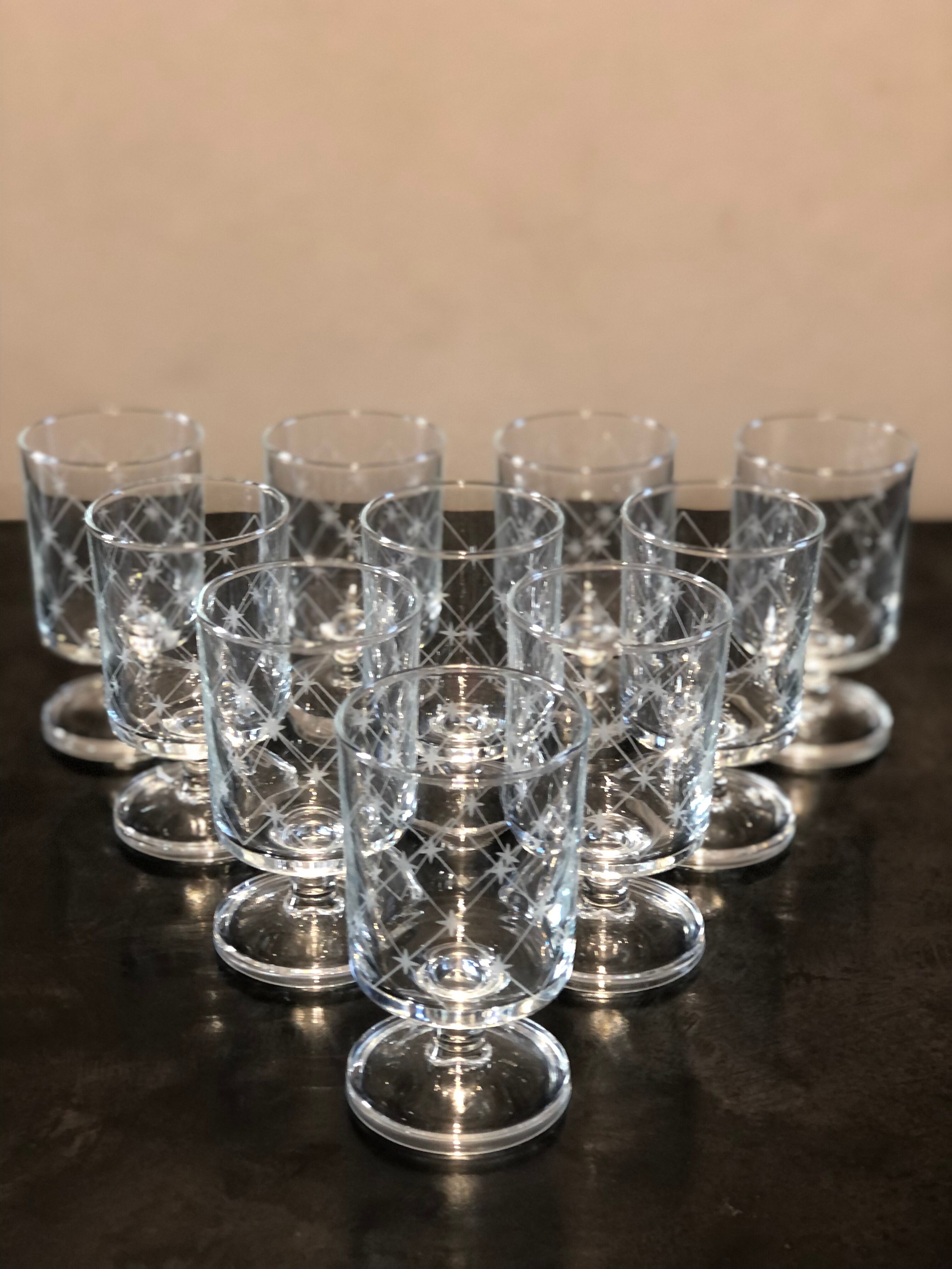 Lot 10 glasses decorated Luminarc model Sweden or Cavalier
