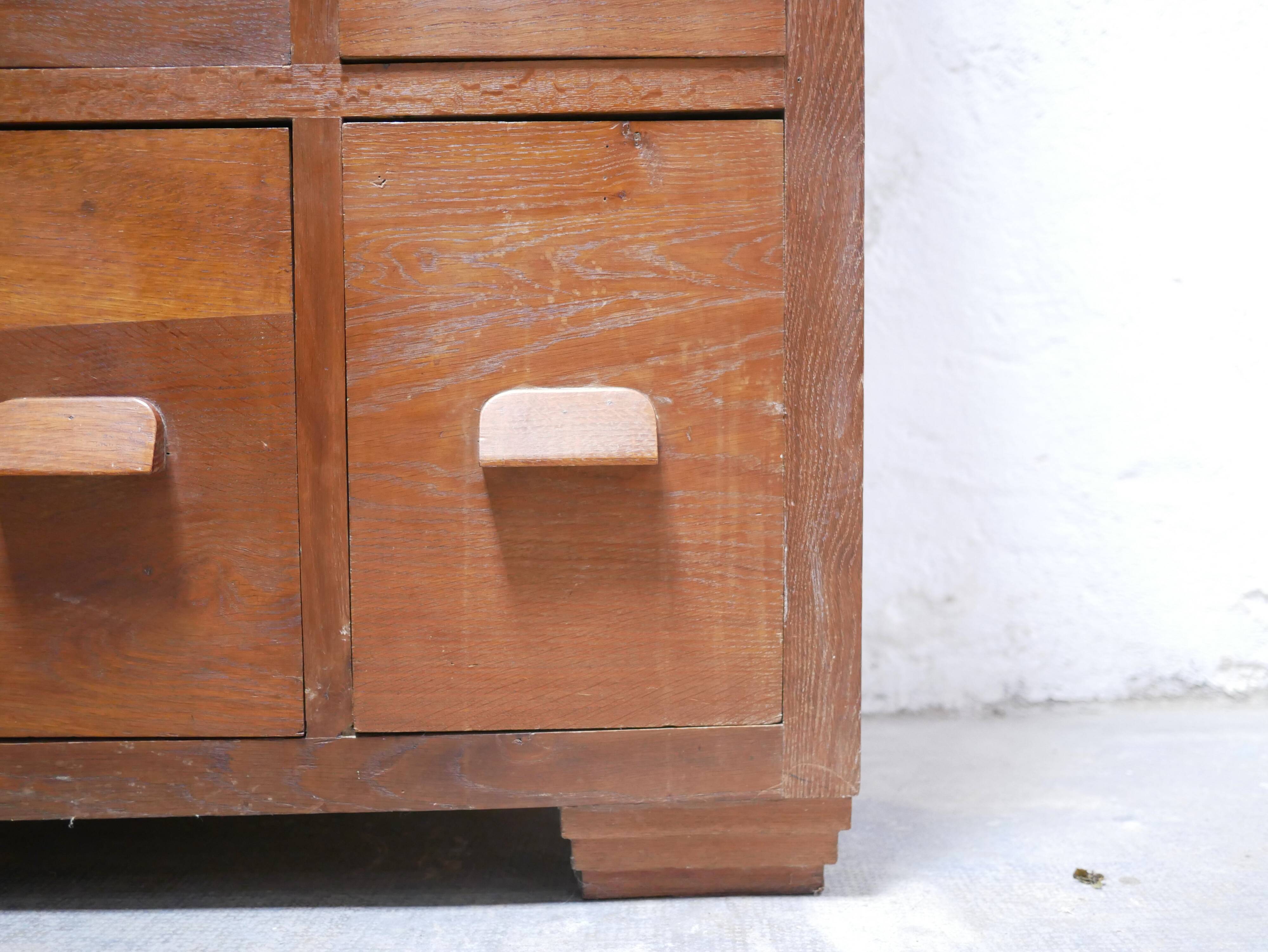 Meuble de métier vintage à tiroirs