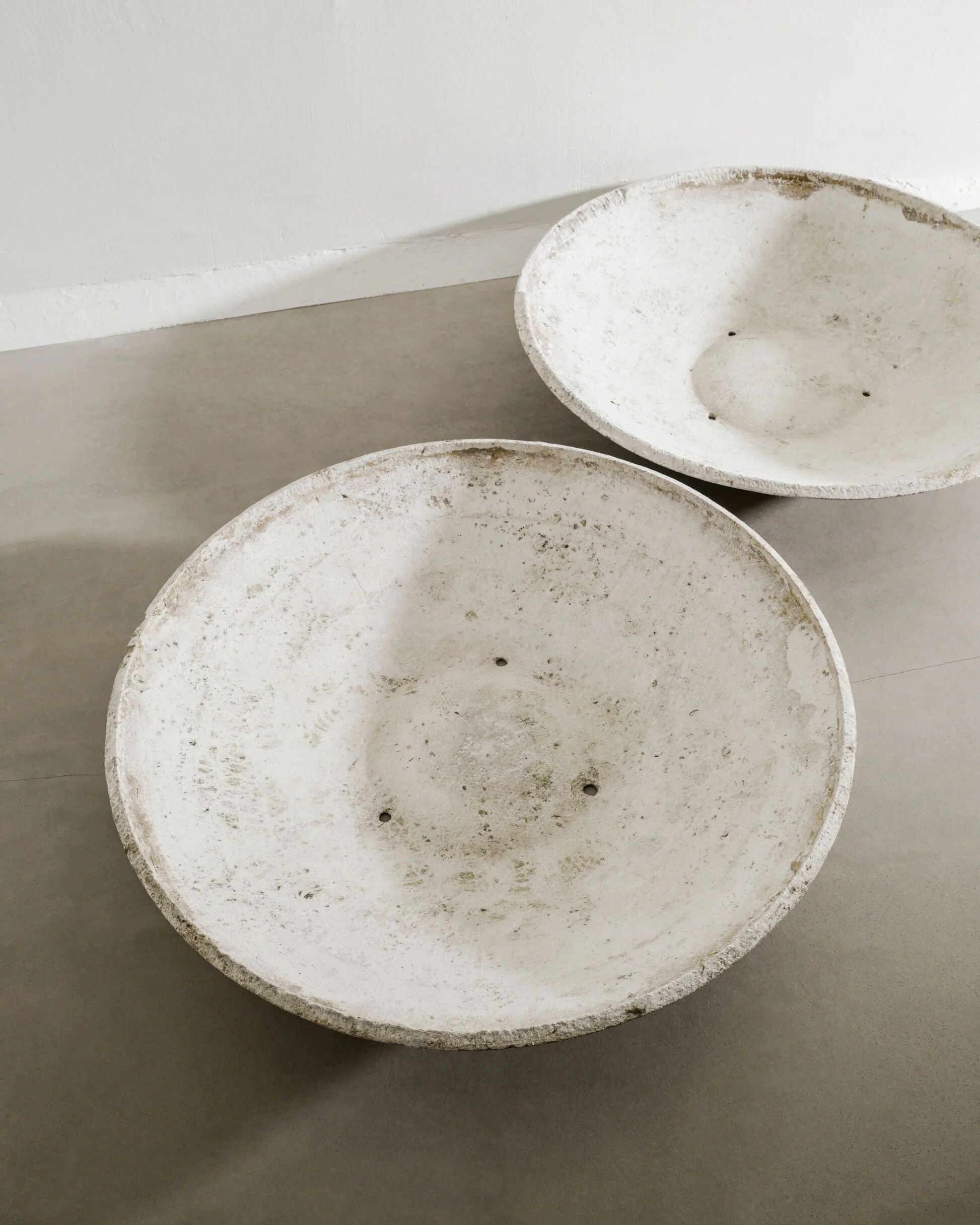 Large Mid Century Low Concrete Planter by Willy Guhl, 1950s