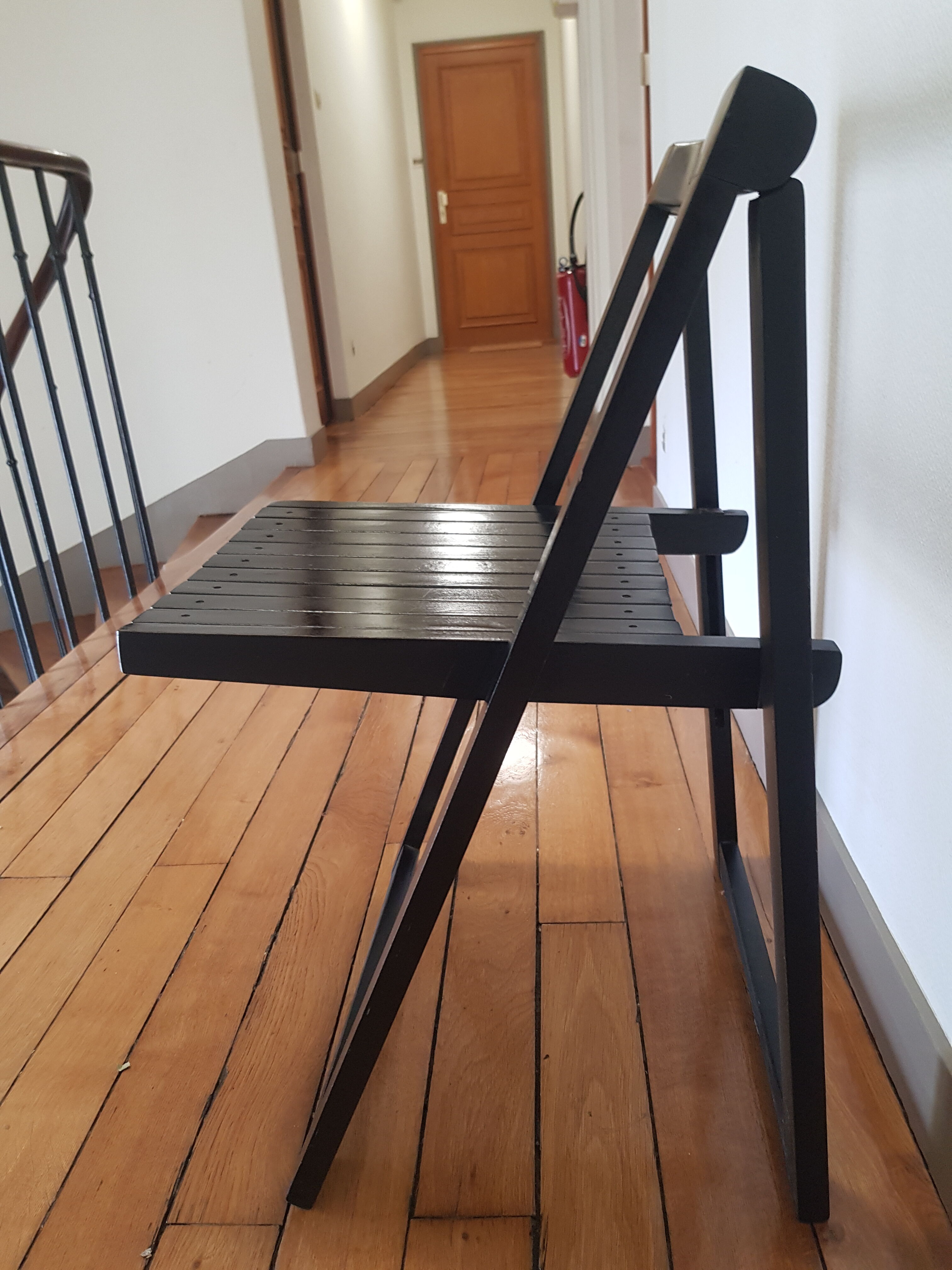 Chaise pliante noire