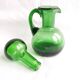 Pichet fiole de chimie en verre vert