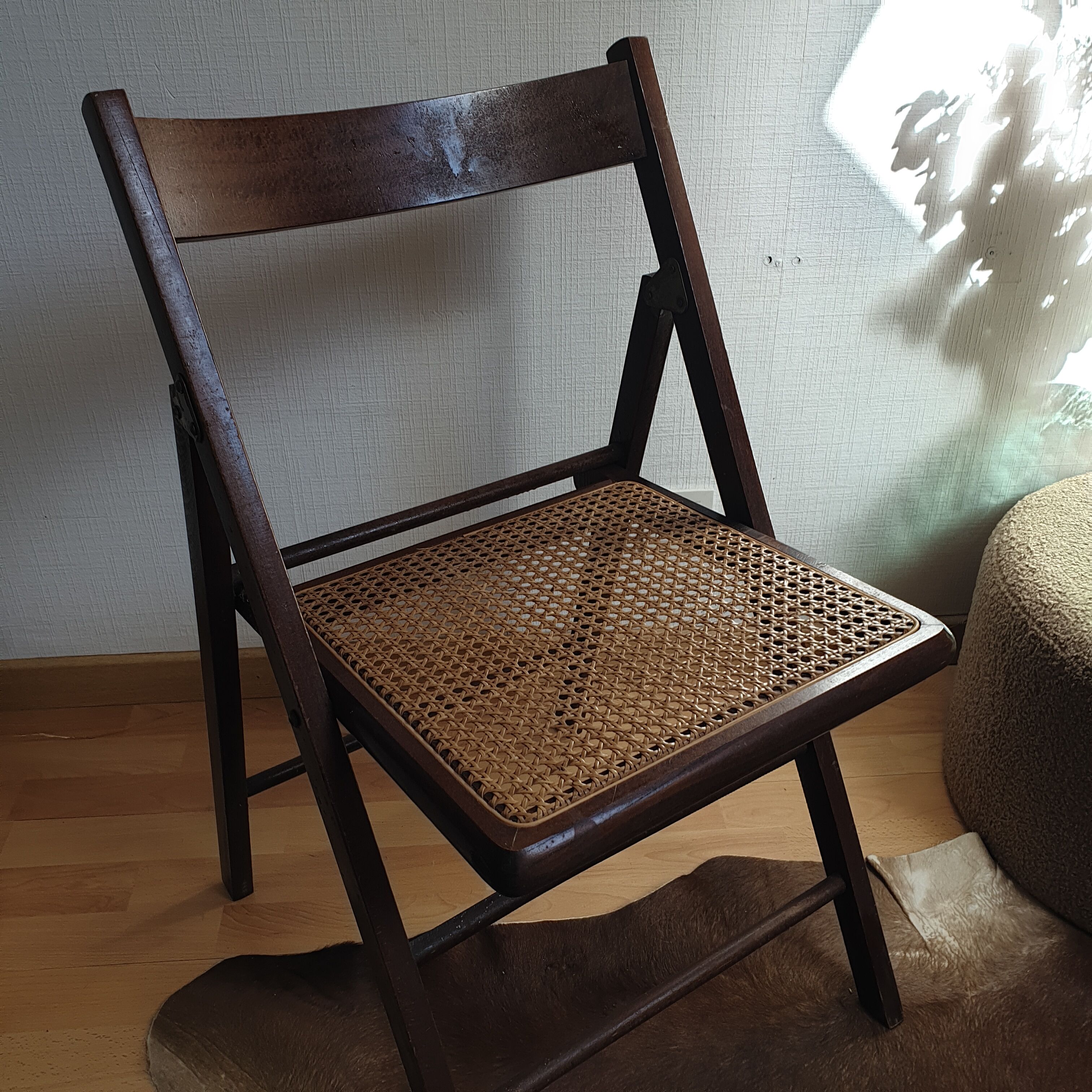 Chaise pliante vintage années 60 en cannage