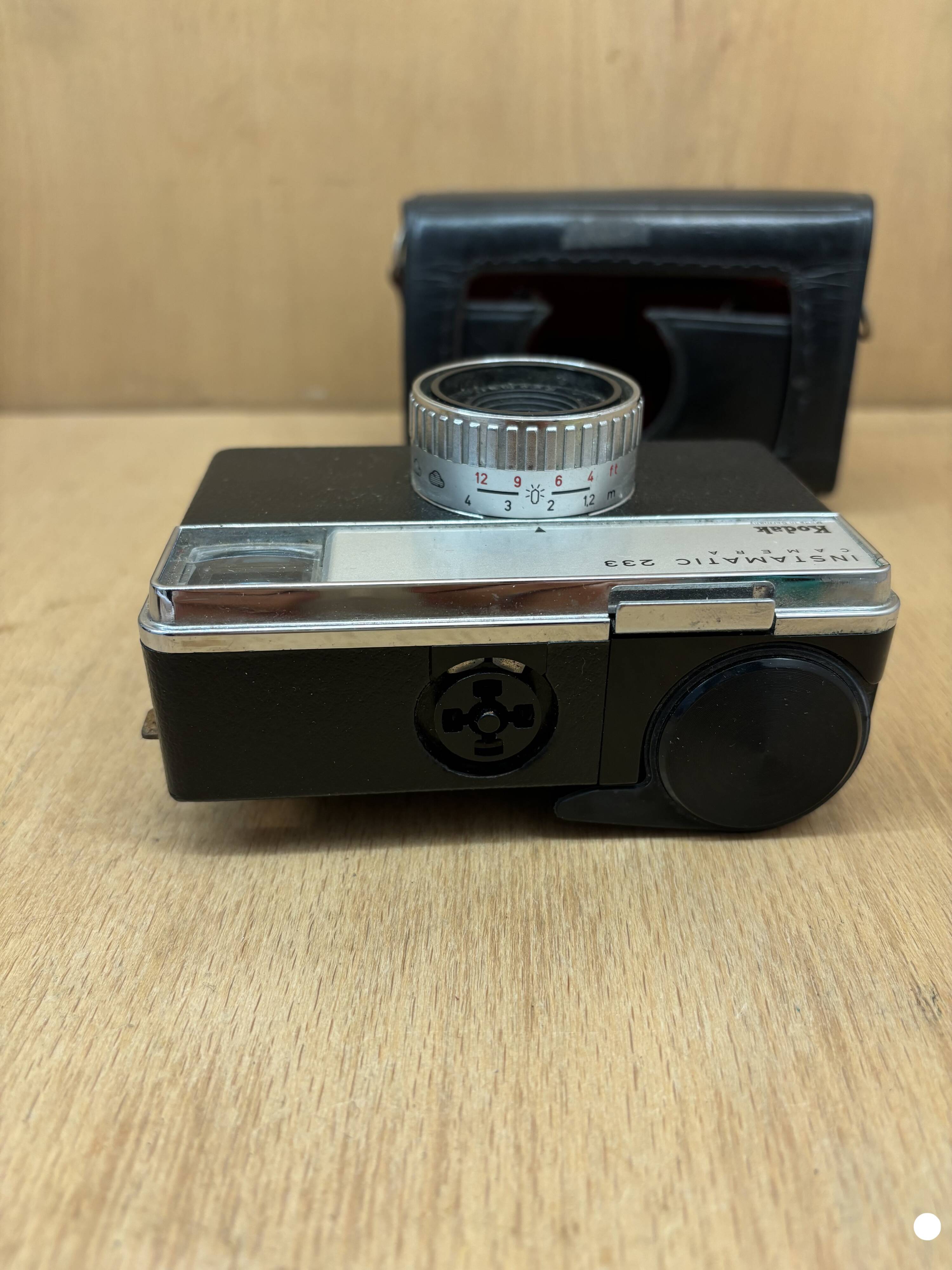 Instamatic 233 camera