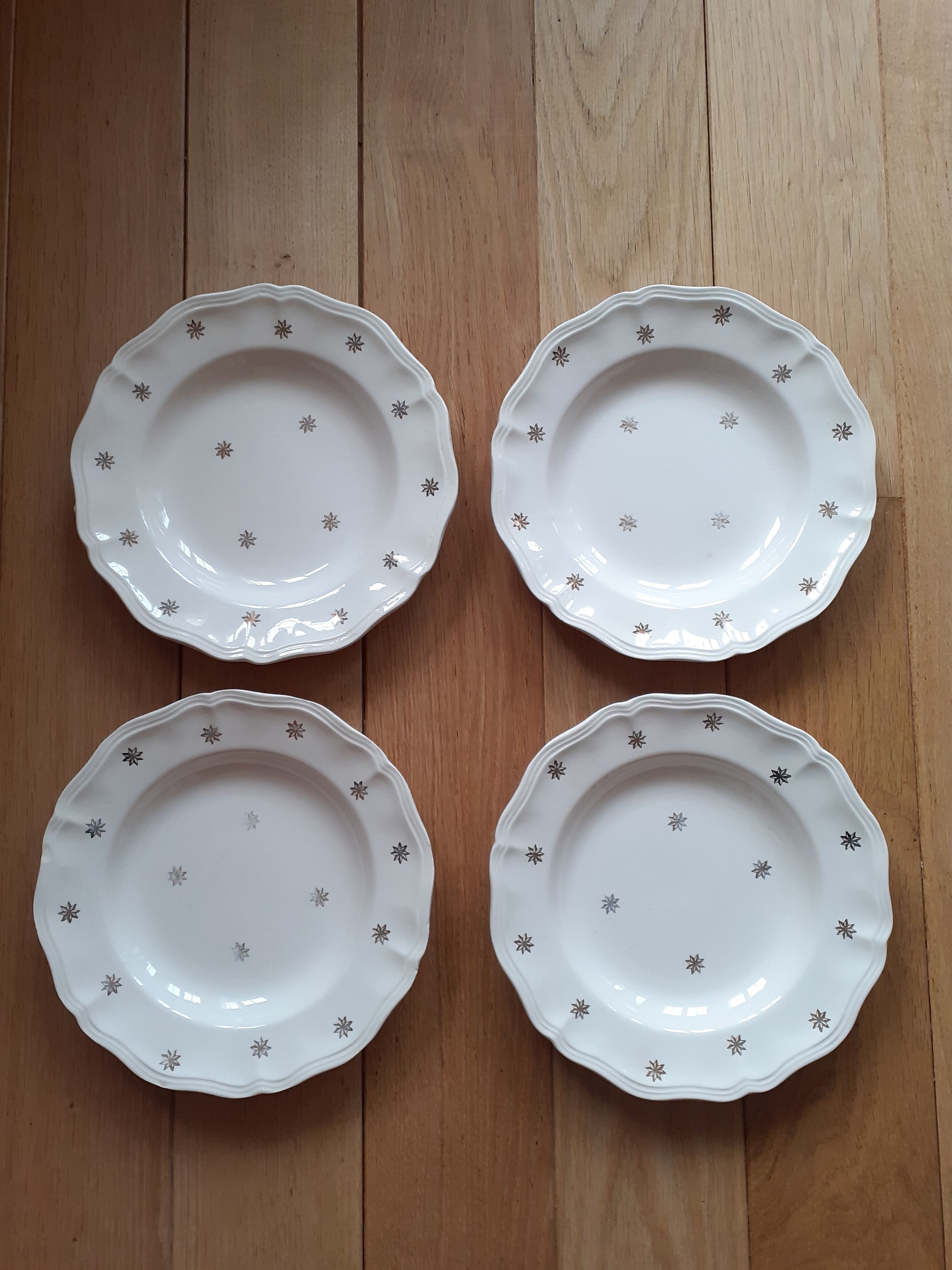 Set of 4 plates Sarreguemines golden stars