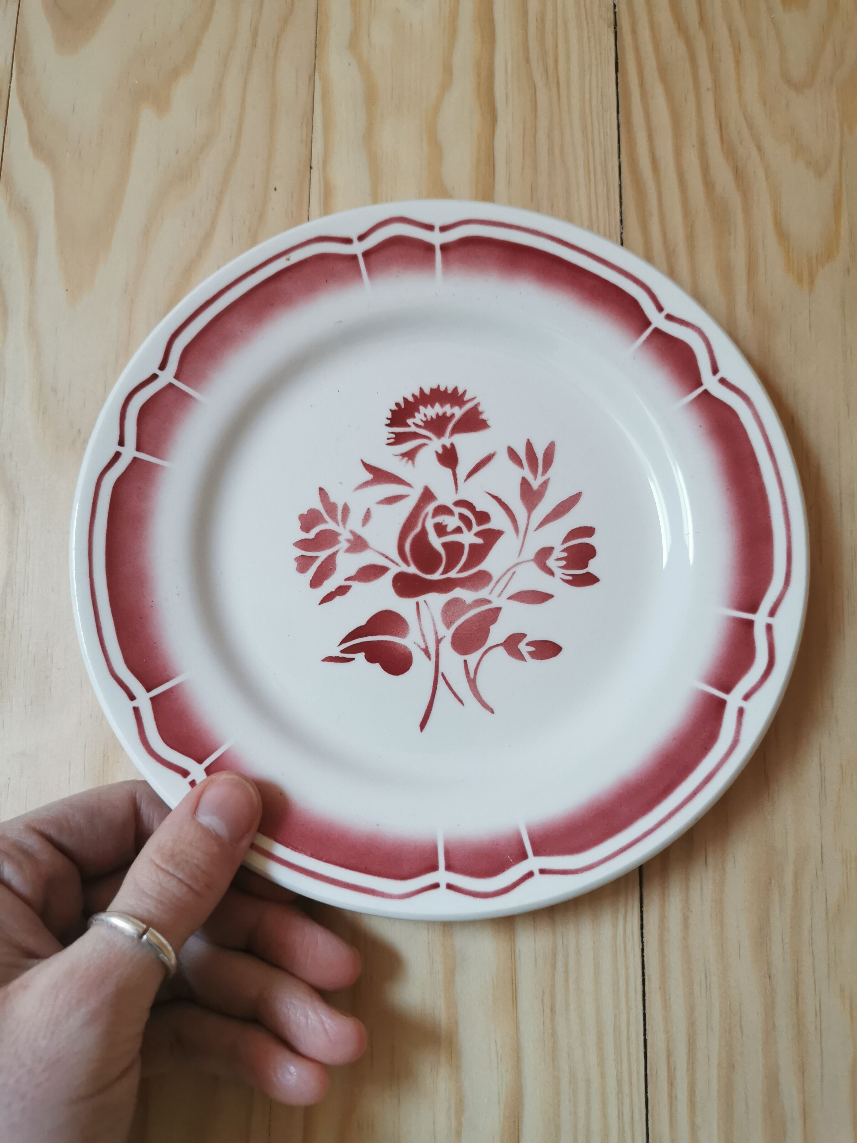 Mismatched retro dessert plates