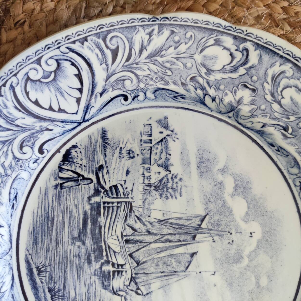 Delfts decorative plate