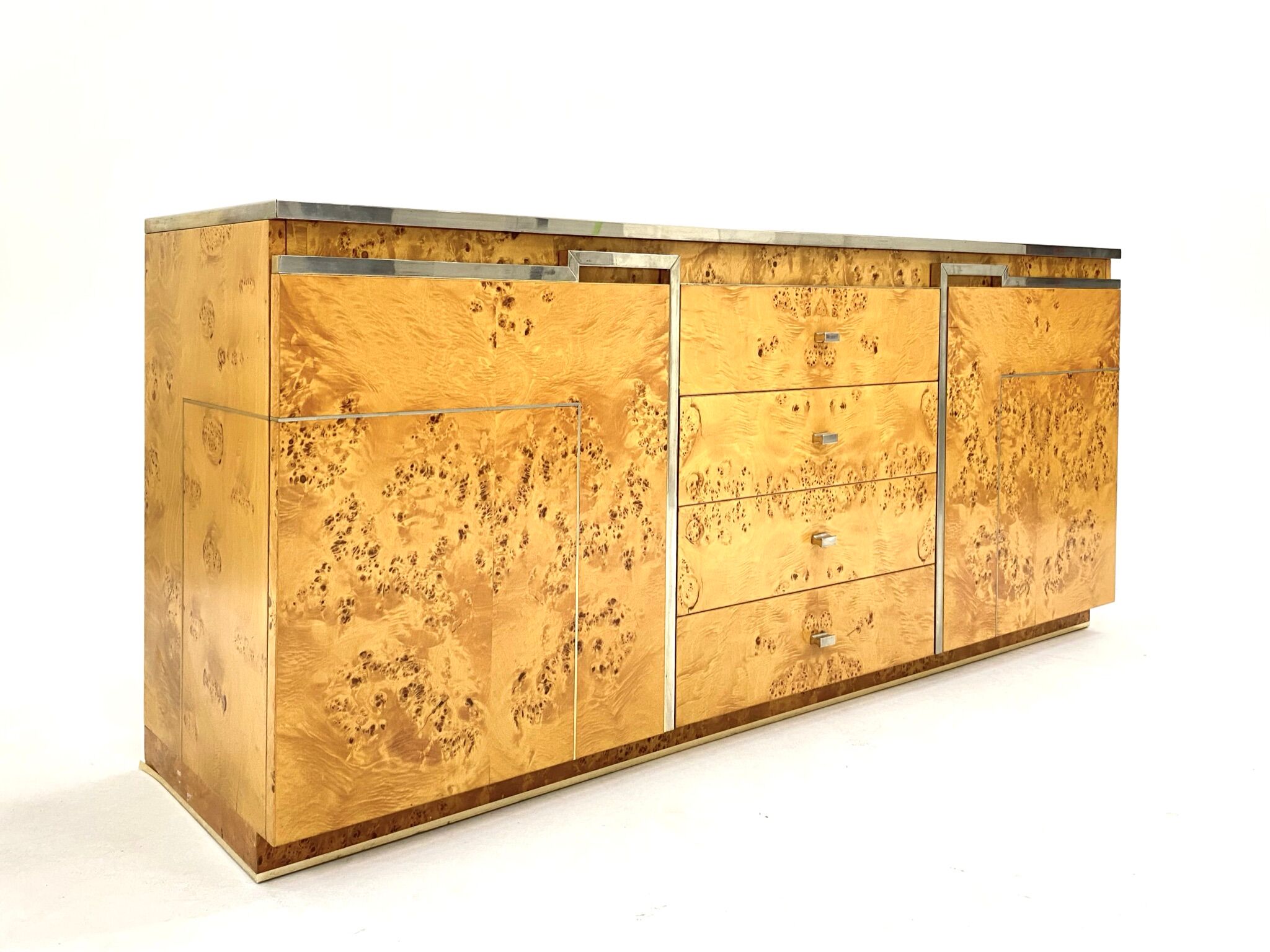 Enfilade loupe d'elm and brass 1970s