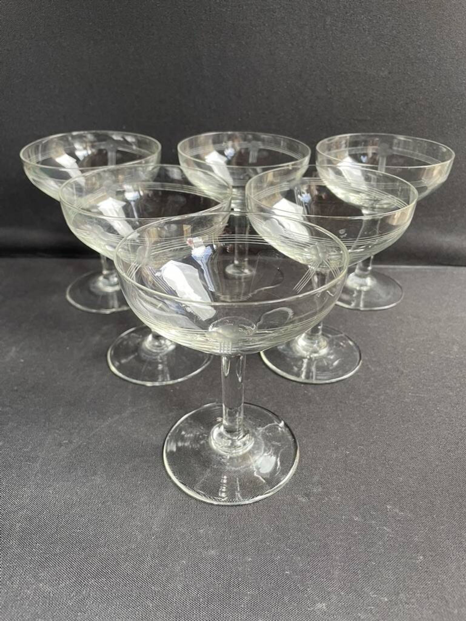 6 engraved crystal champagne glasses – Art Deco