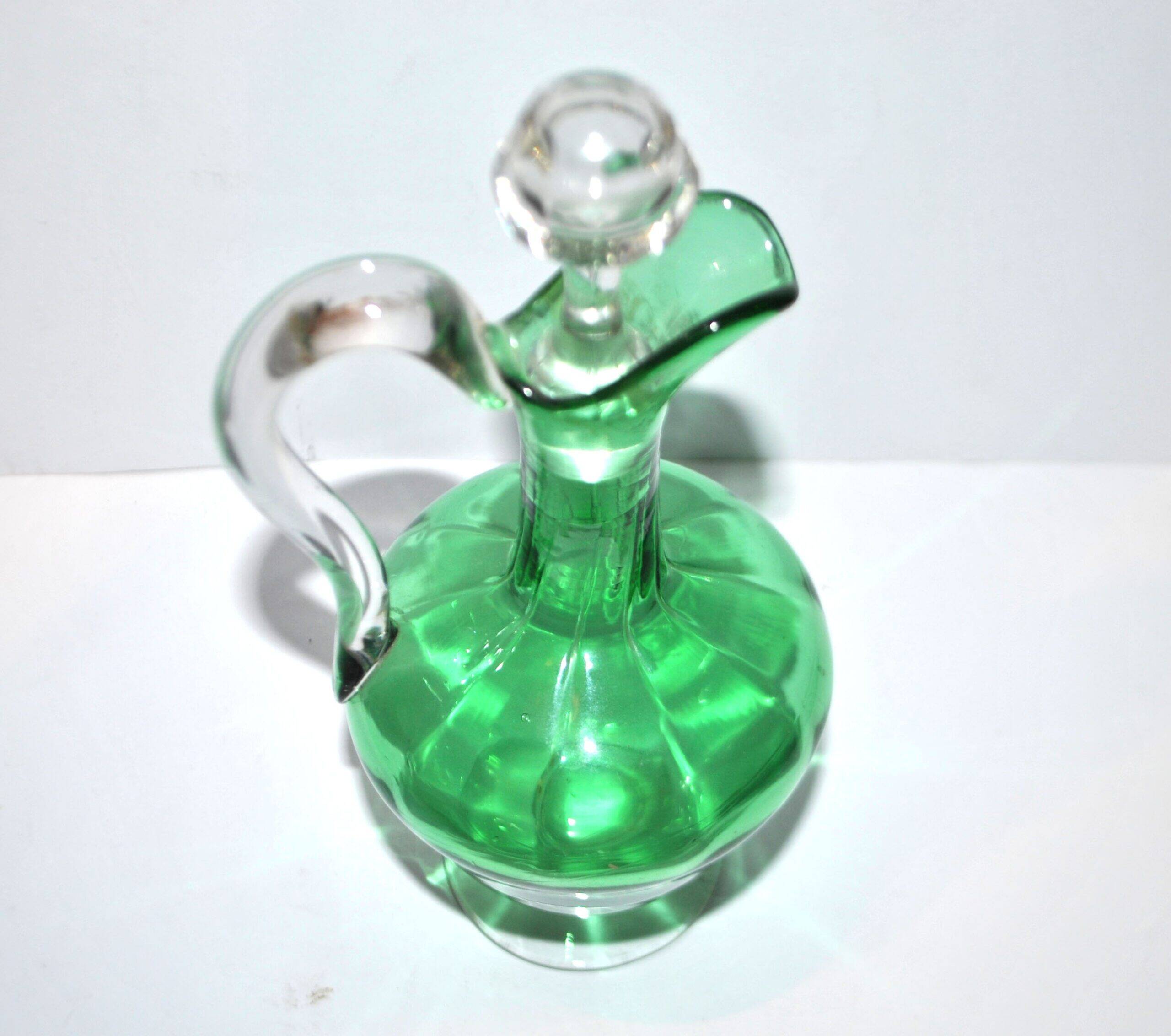 Green Venetian-ribbed crystal decanter – antique wine pitcher