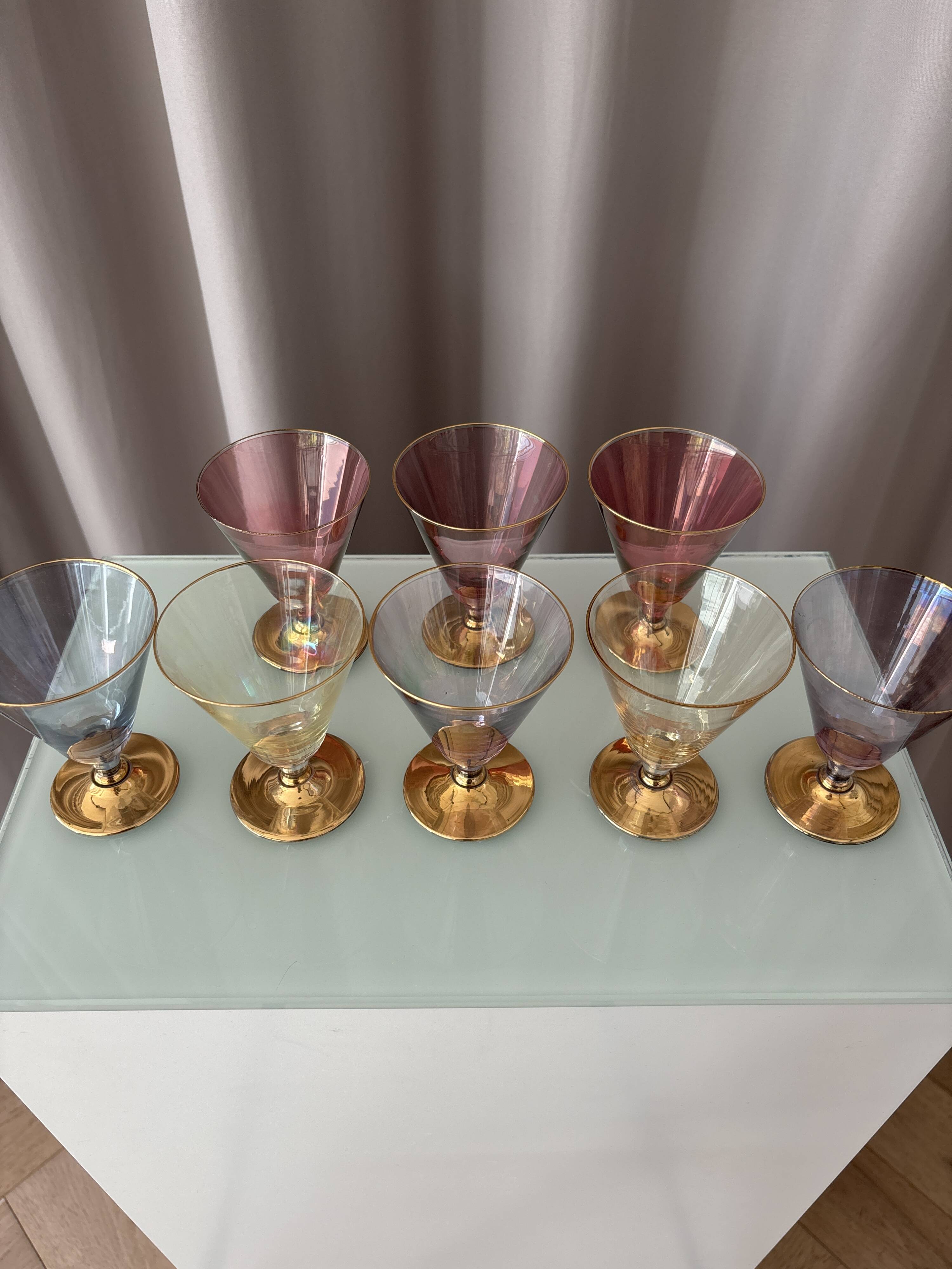 Set of 8 Vintage Italian Murano Style Cocktail Glasses – Gold Lustre – Mult