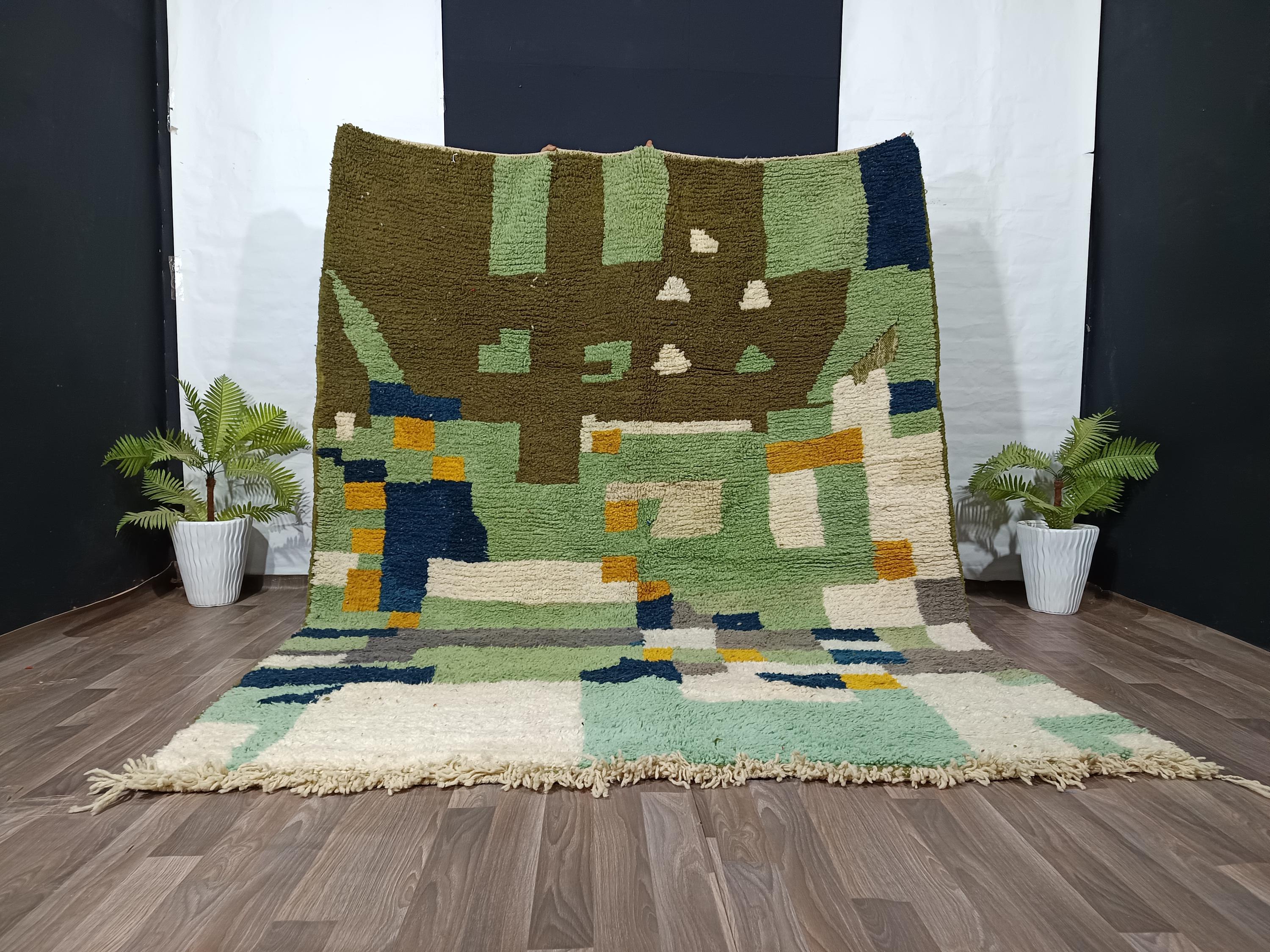 Handmade traditional carpet 250cm x 150cm Moroccan