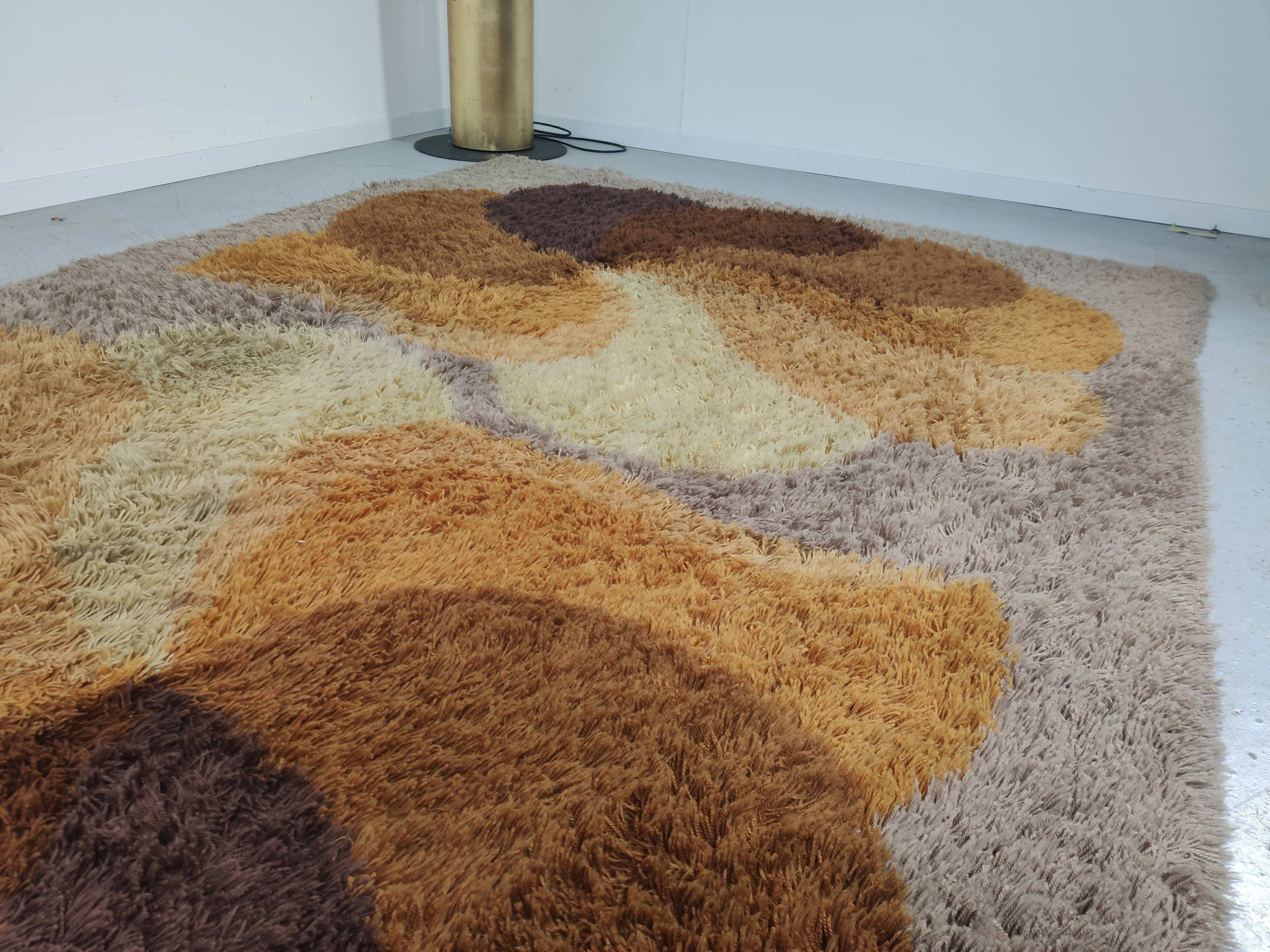 large carpet Desso Space age 200x300cm, Holland 1970s