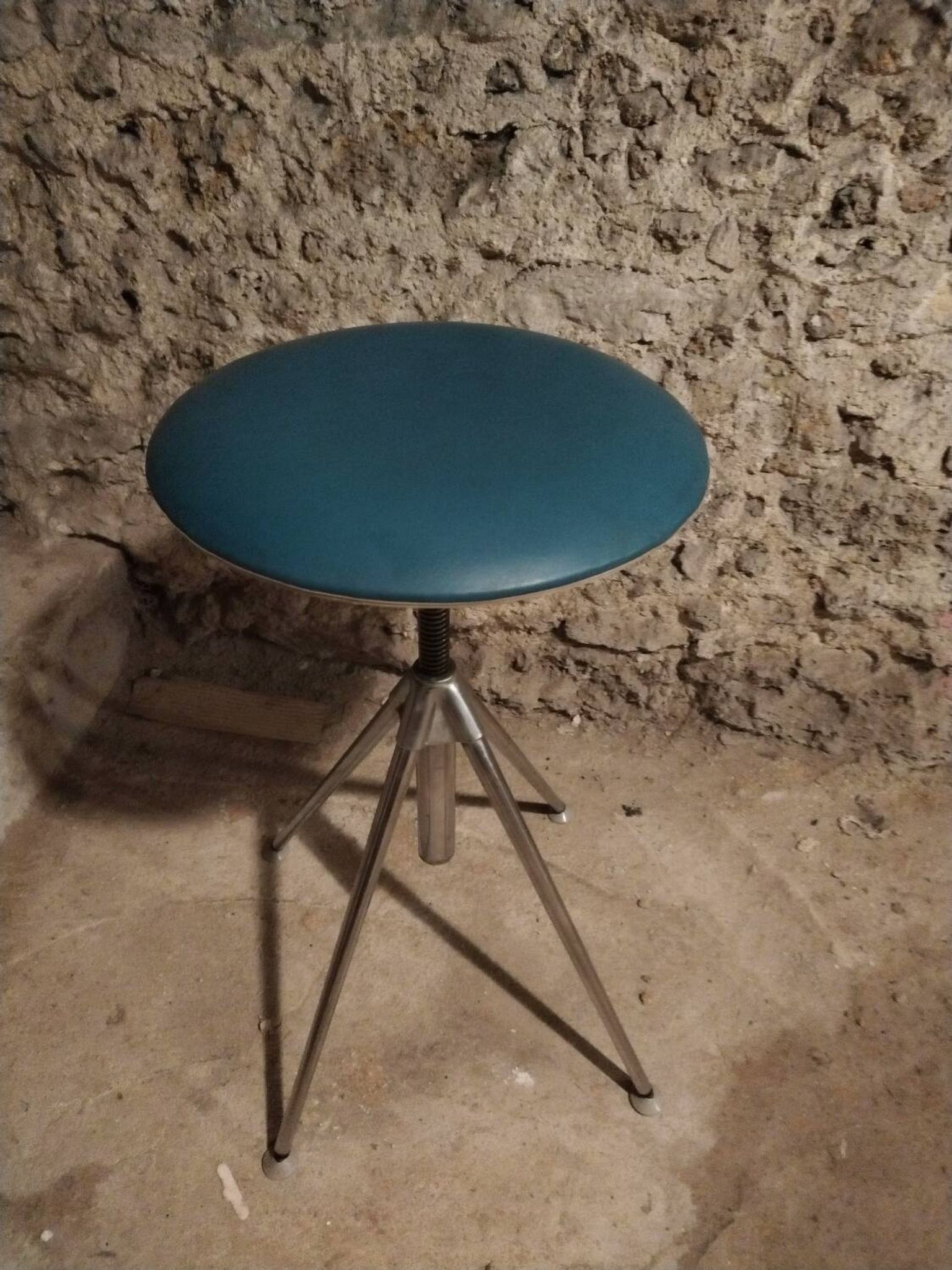 Vintage stool from the brand Hailo.