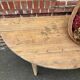 Ancienne table en bois demie lune