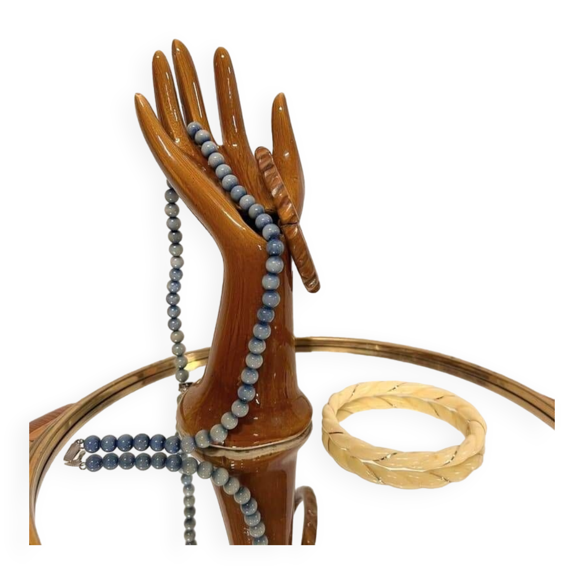 Brown soliflore hand