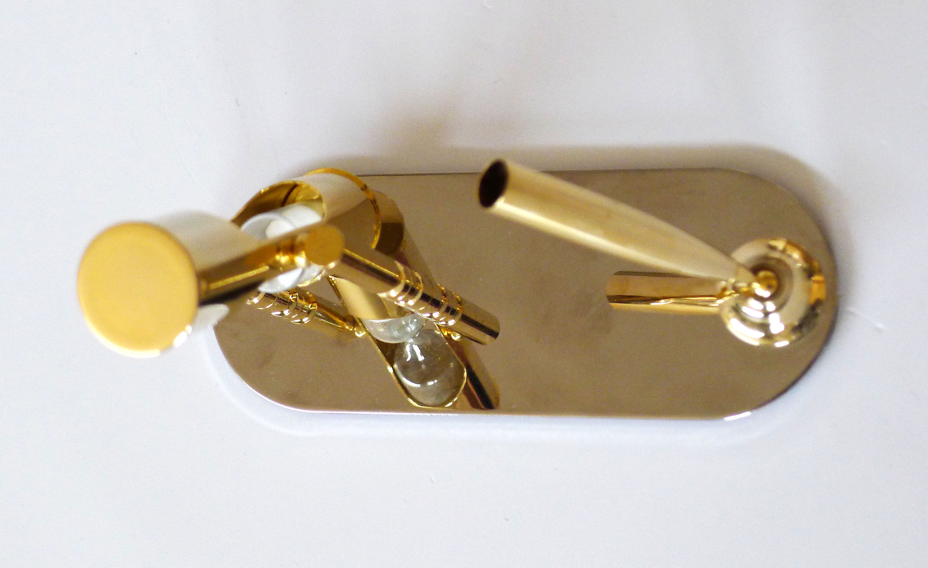 Hourglass & pen holder