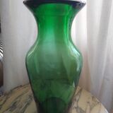 Vase en verre soufflé, vert bouteille