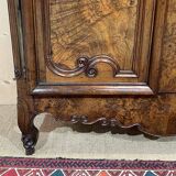 Bressane wardrobe of Louis XV period in walnut and walnut magnifying glass 18th