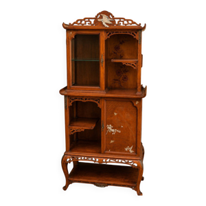 Étagère - vitrine japonisante