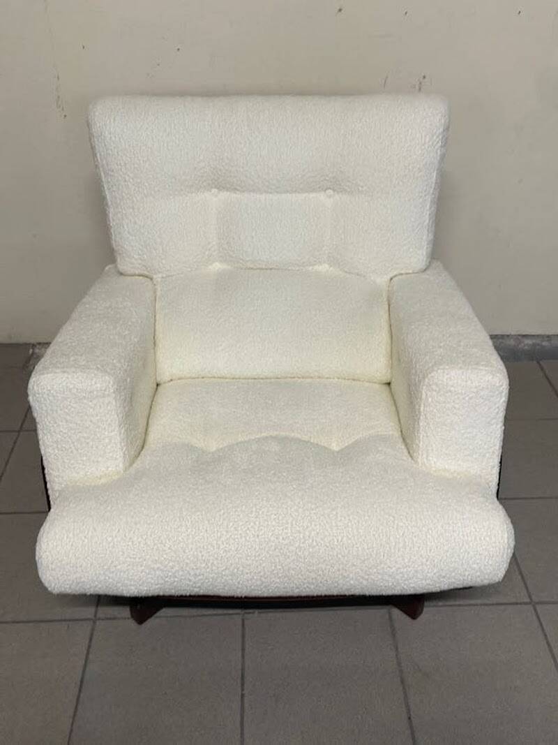 Poltrona 401 con poggiapiedi di Menilio Taro per Cinova, 1964