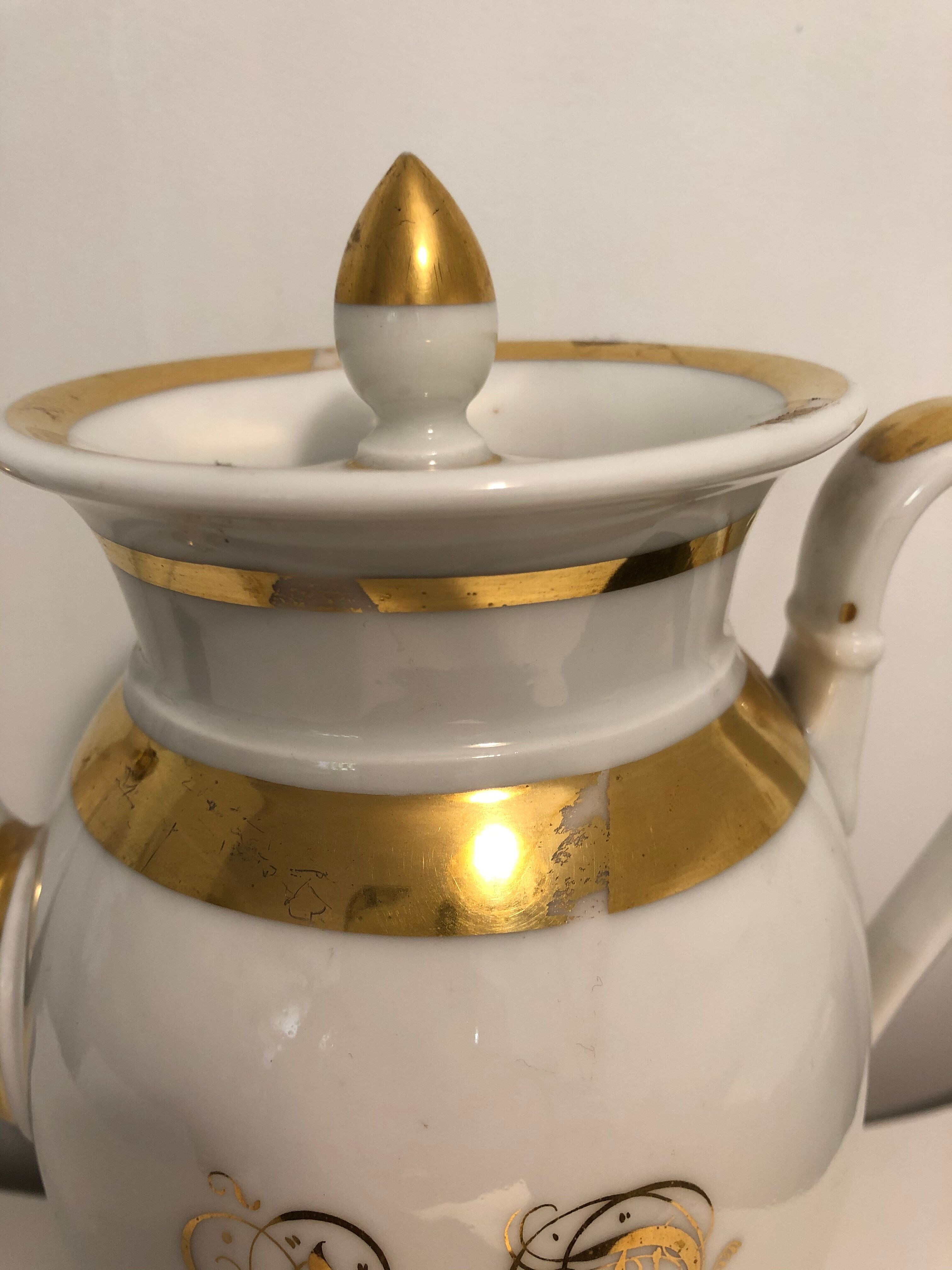Porcelain coffee maker of old Paris