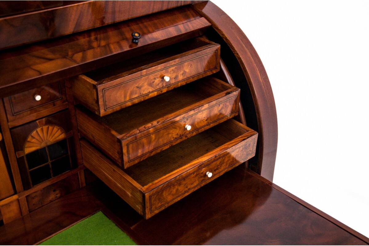 Biedermeier secretary, Northern Europe, mid 19th century.