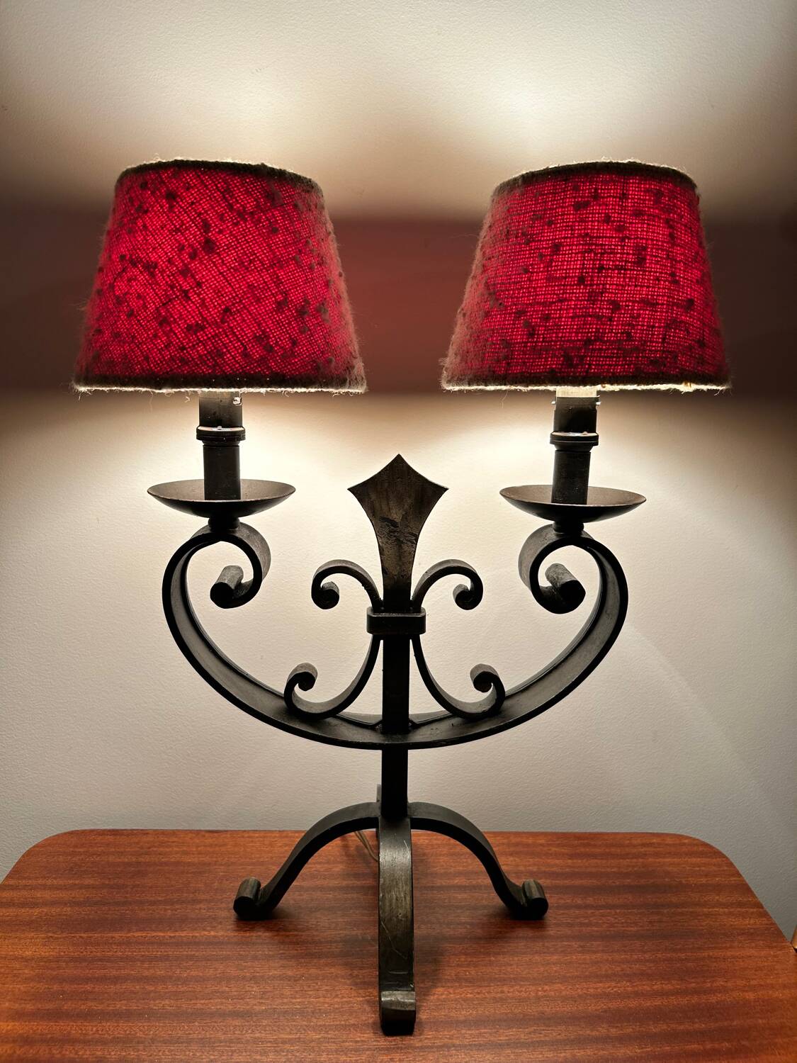 Brutalist wrought iron lamp from the 60s