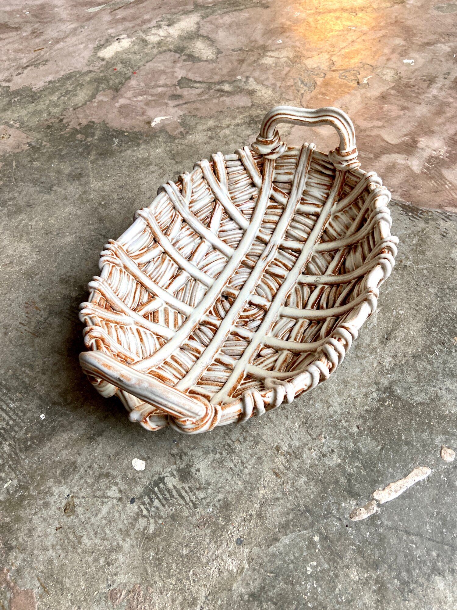 Beige woven ceramic oval cup