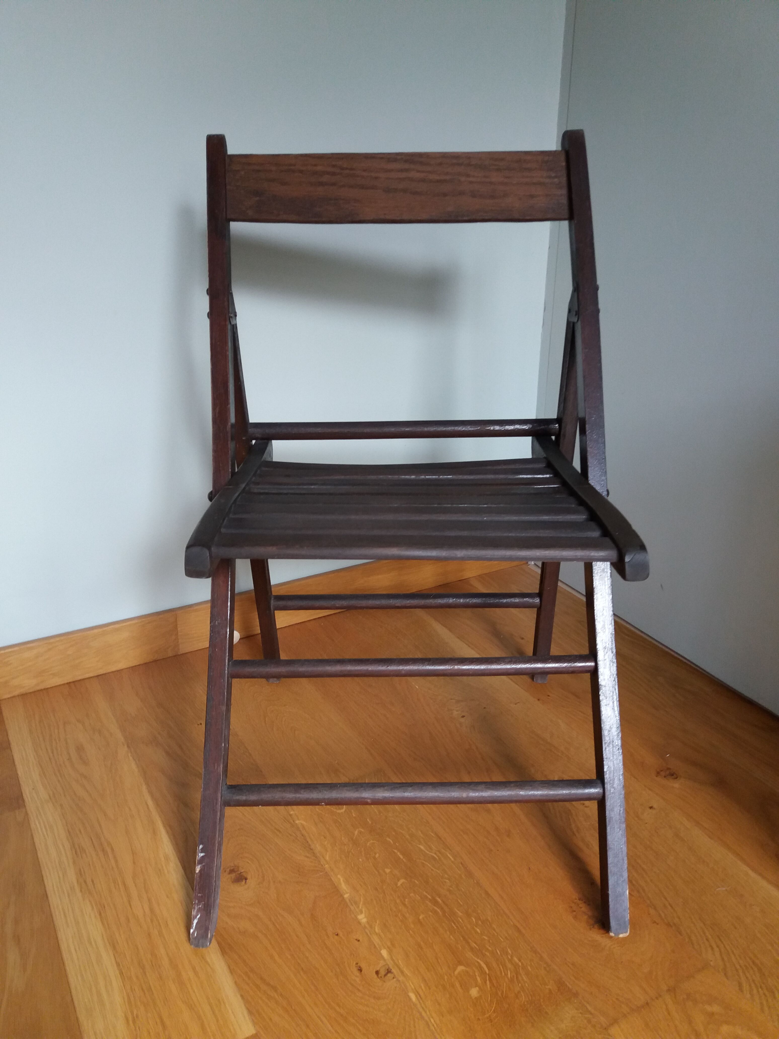 Chaise pliante en bois