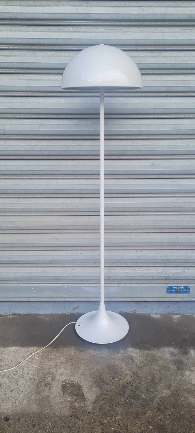 Lacquered metal floor lamp from the 80s