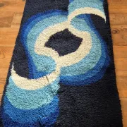 Vintage blue Space Age carpet from the 1970s in long pile wool.