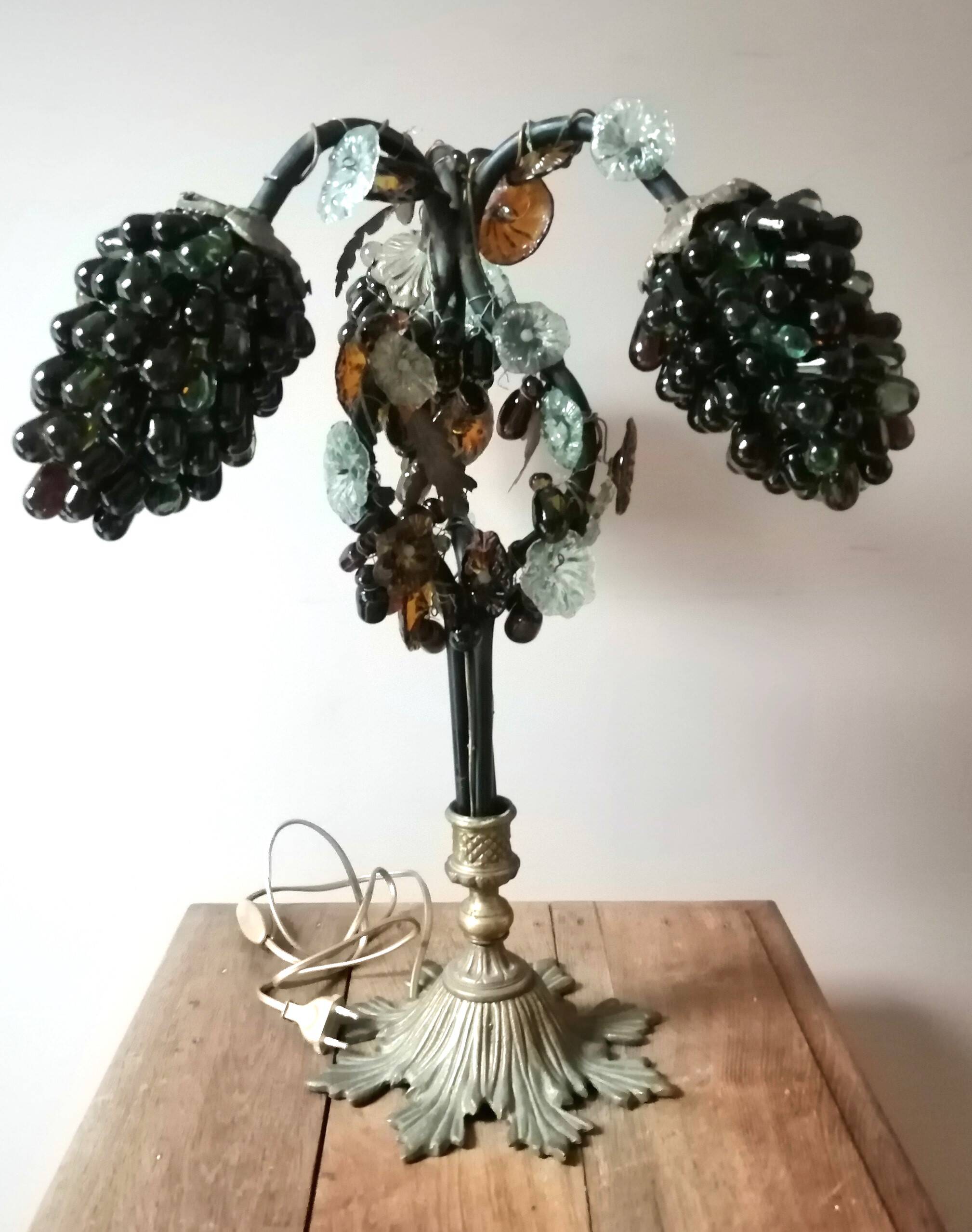Art deco lamp, bunches of grapes in Murano glass, bronze base