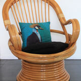 Swivel rattan chair