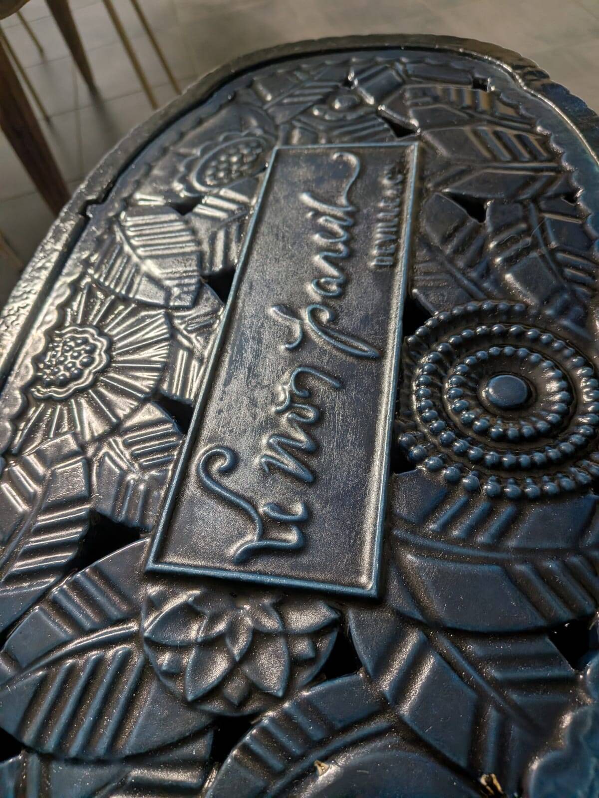 Vintage "Le Non Pareil" cast iron blue enamel pan – Upcycled to bioethanol