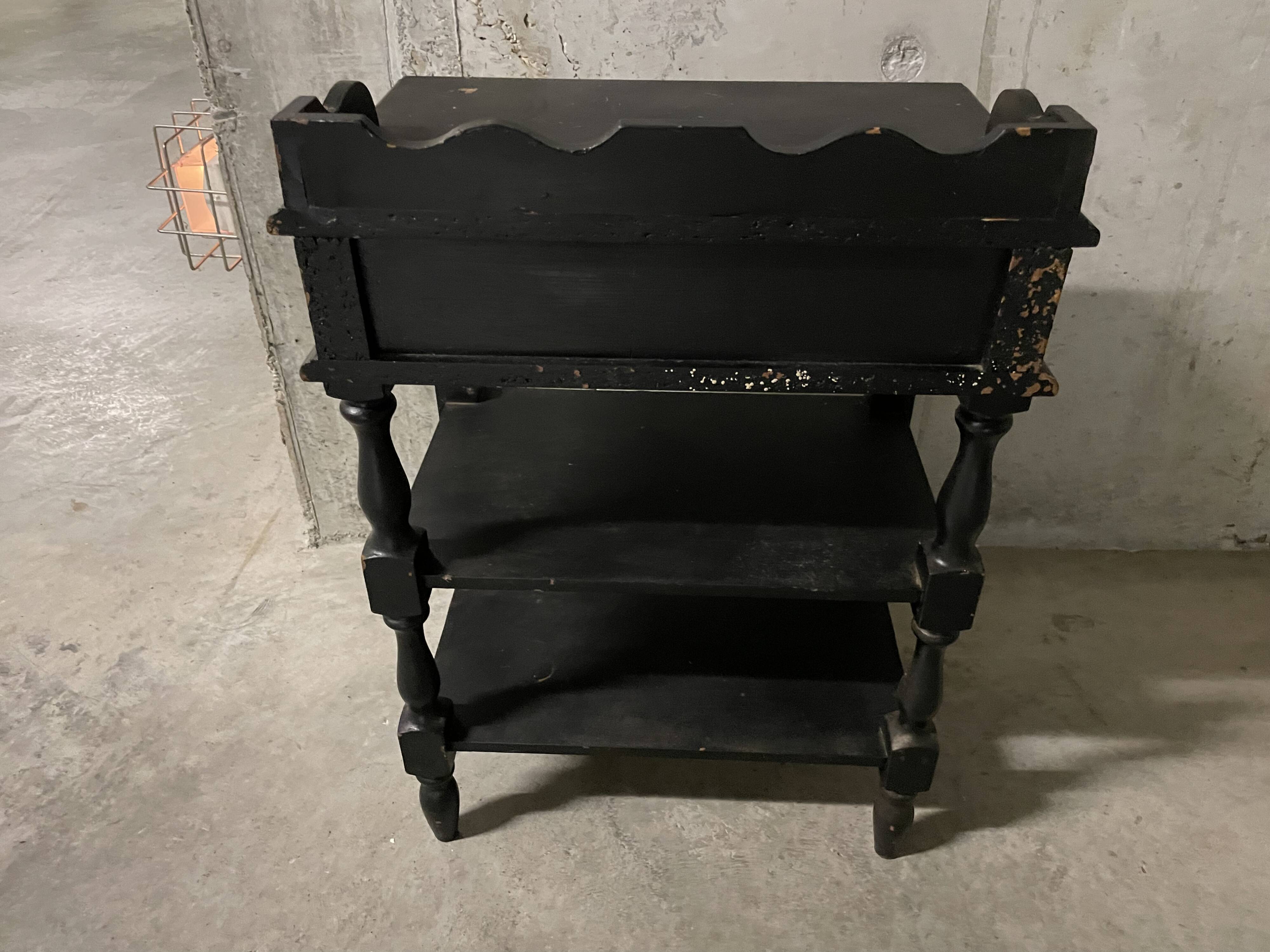 Napoleon 3 side furniture