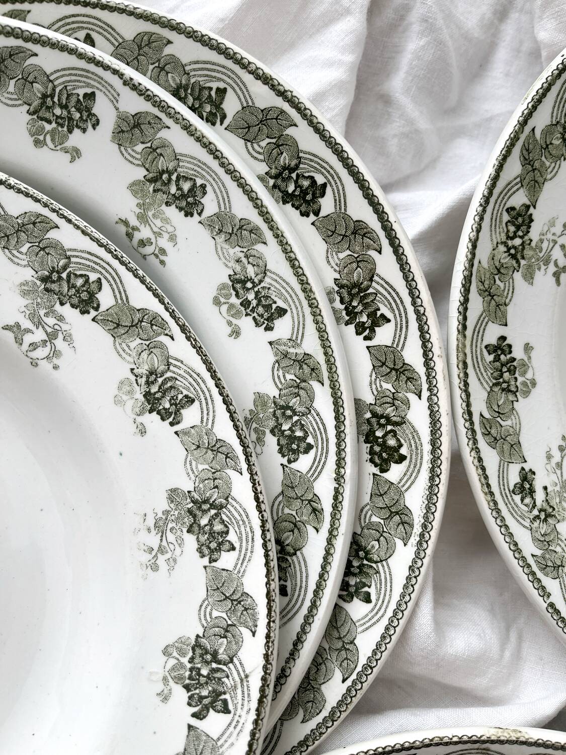6 “Violetta” ironstone soup plates from Moulin des Loups Hamage