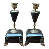 Paire de bougeoirs Napoléon III. Marbre bicolore, bronze doré.