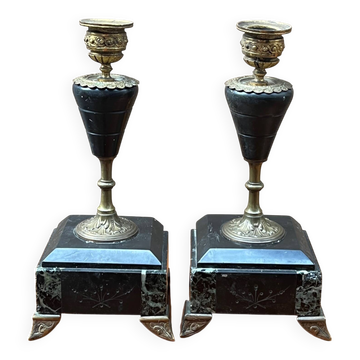Pair of Napoleon III candlesticks. Bicolour marble, gilded bronze.