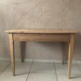 Farm table