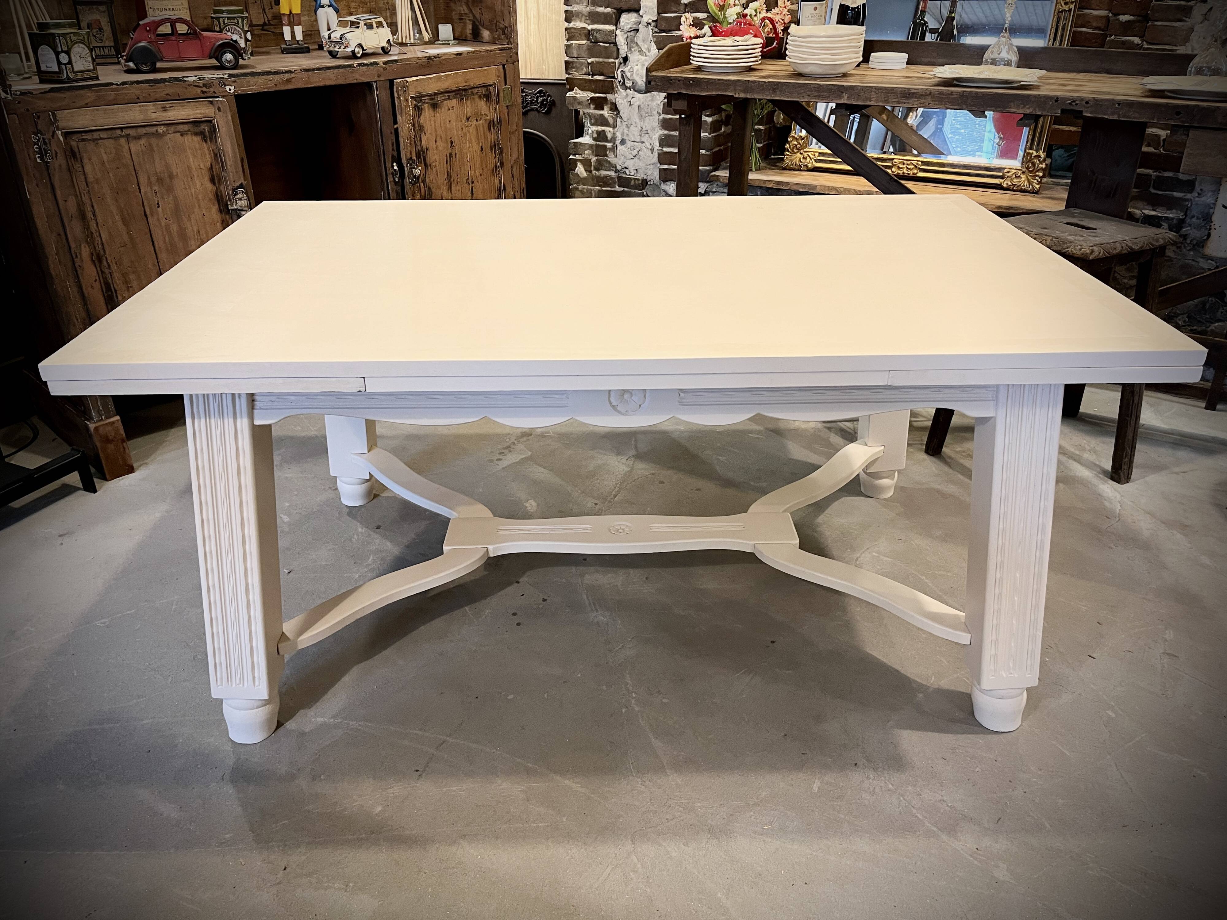 Table de salle à manger