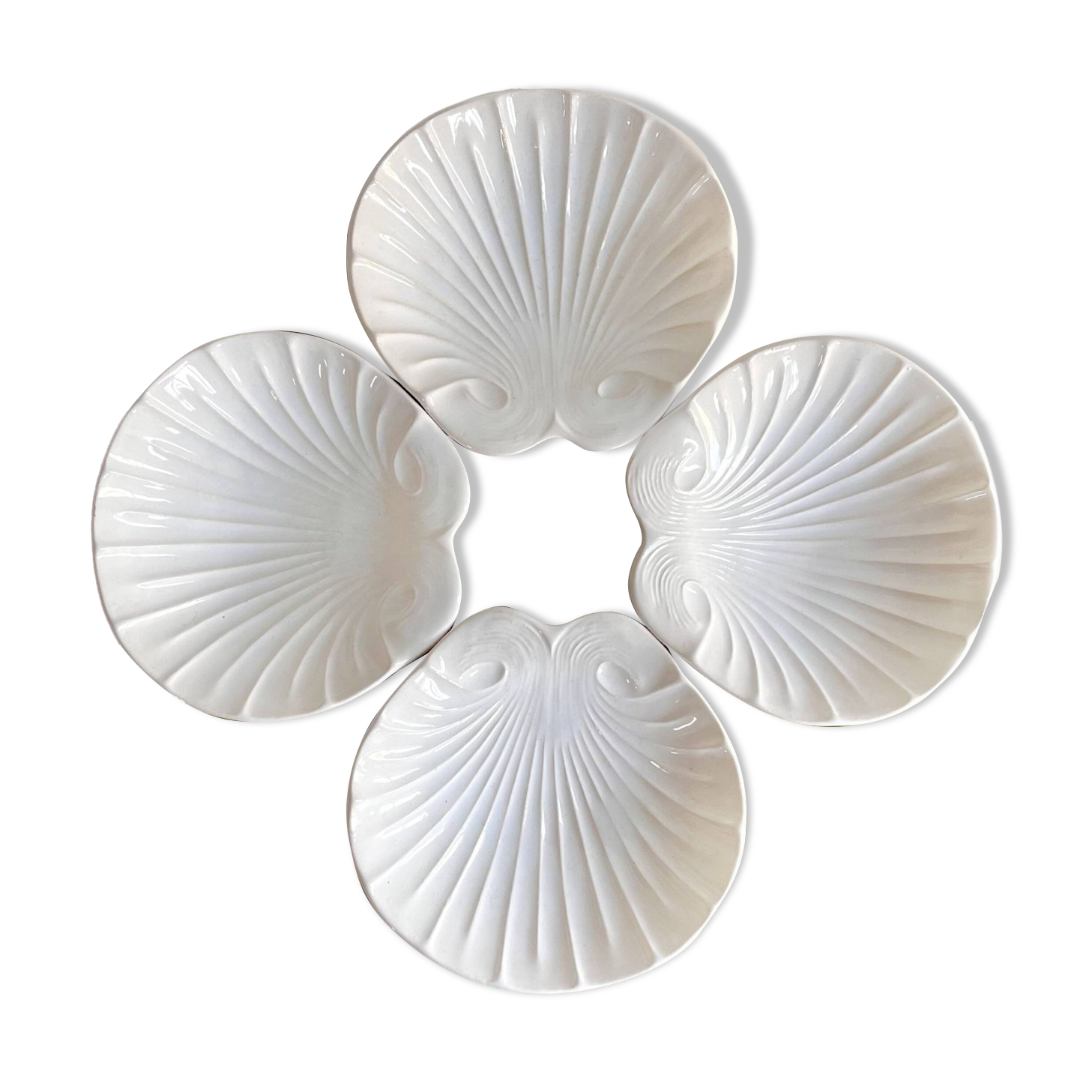 4 scallop bowls