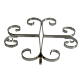 Metal trivets