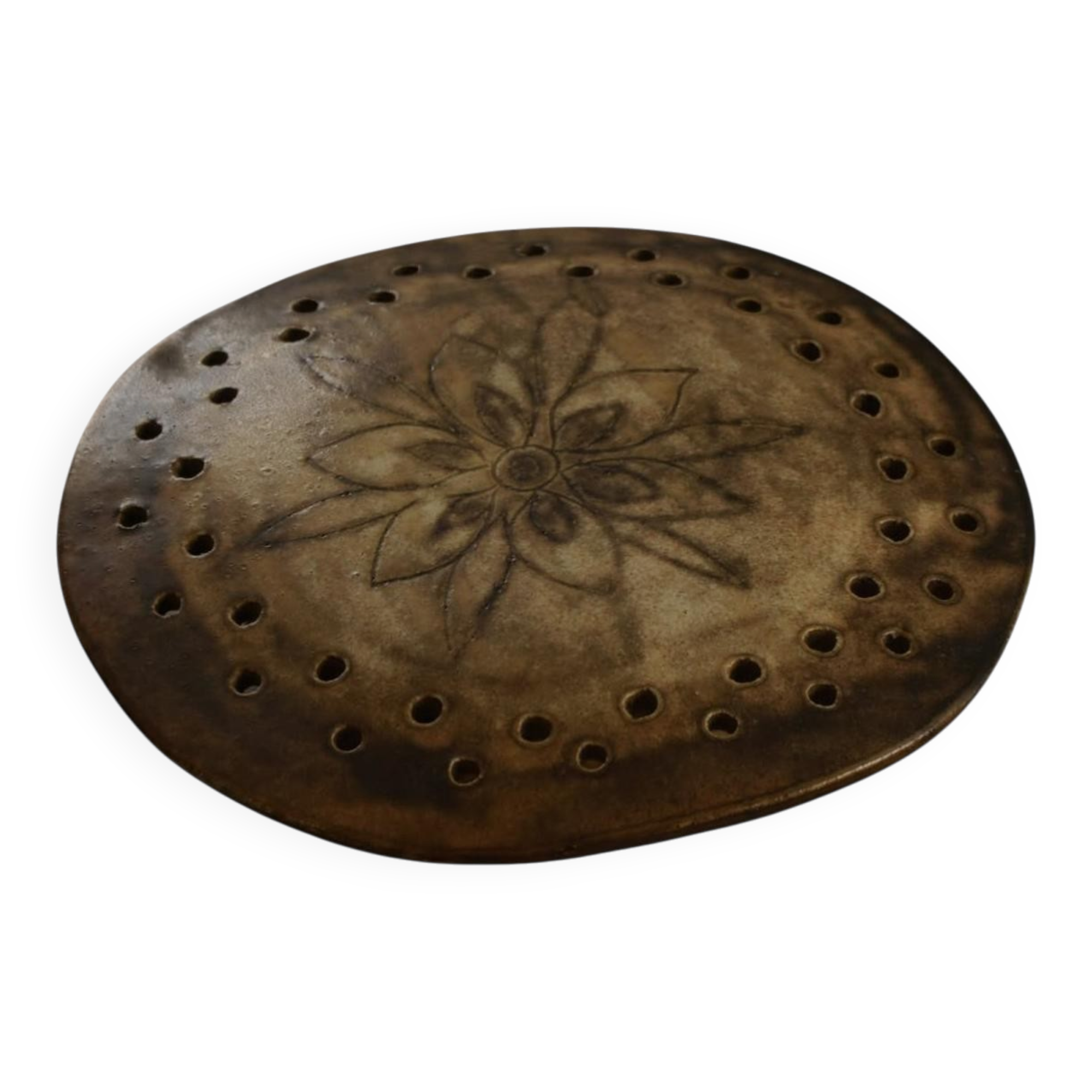 Mid-century sculptural wall light in organic Danish ceramic, 1970.