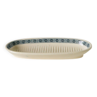 Large ironstone soap dish, Saint-Amand, "Thais" model, 19th century