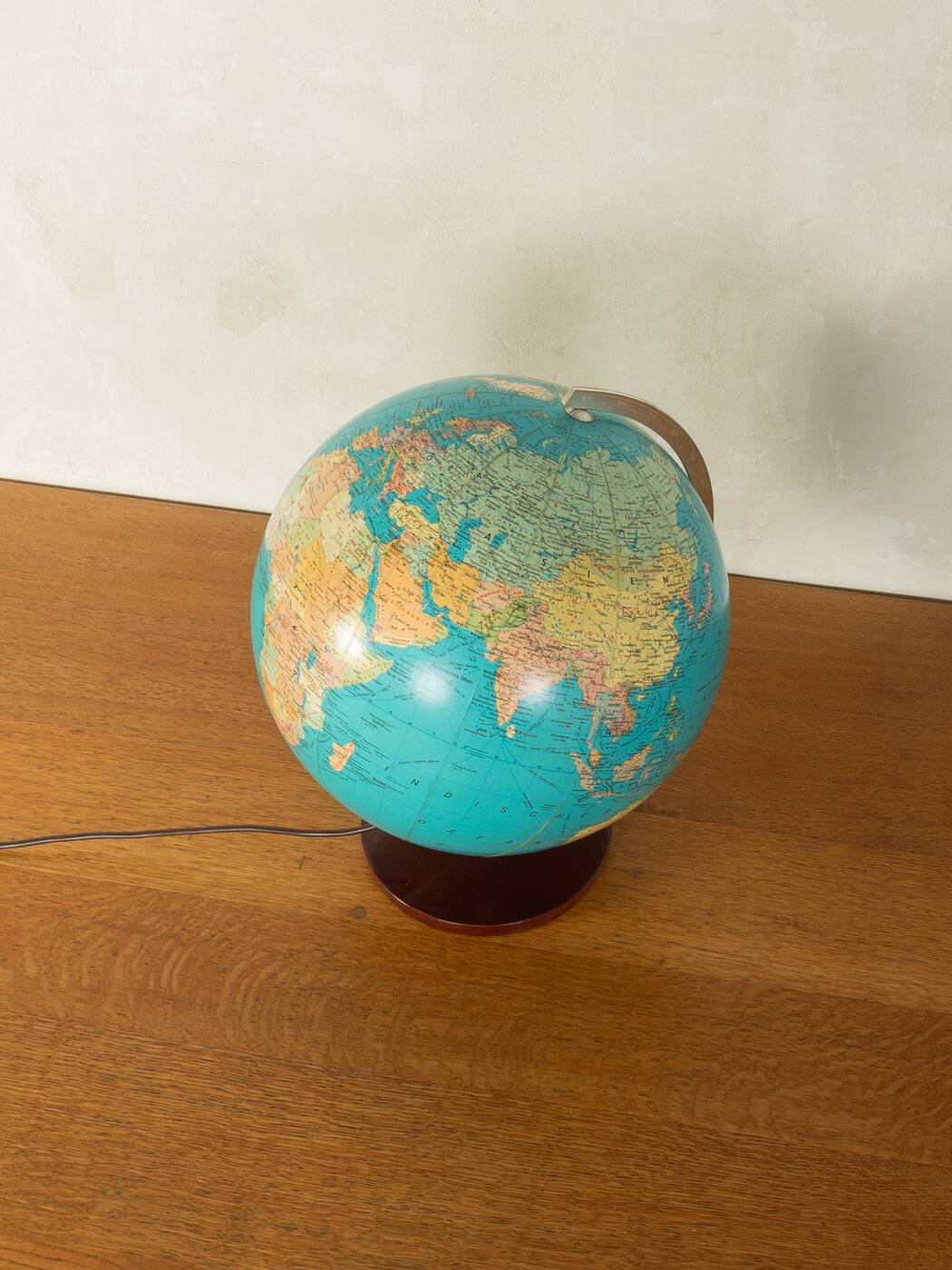 1970s Illuminated Globe