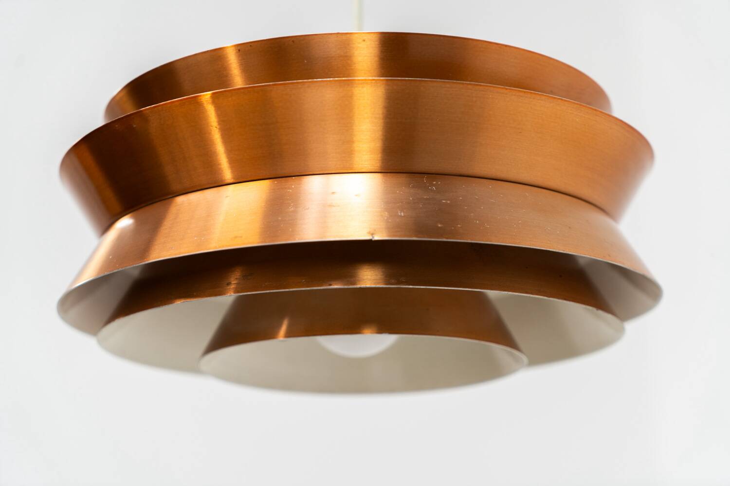Suspension « Trava » en cuivre de Carl Thore pour Granhaga (Suède, années 1960).