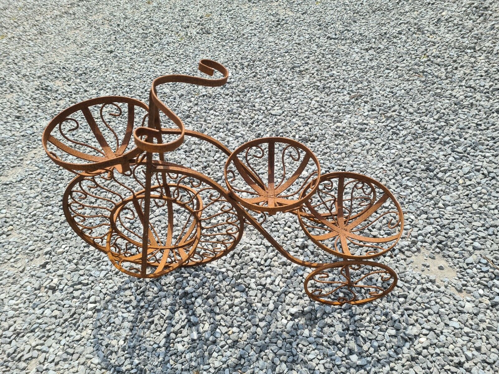 Wrought iron planter
